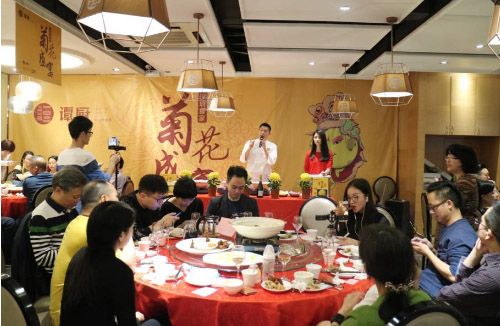 譚廚首屆“菊花盛宴”圓滿結(jié)束，引來數(shù)萬粉絲圍觀直播！|餐飲界