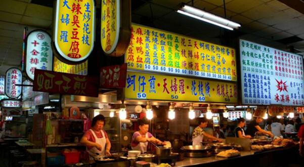 上海多區(qū)探索小餐飲備案制 情與法如何平衡？