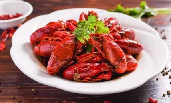 靠一碗蓋澆飯，獲海底撈近千萬(wàn)元投資|餐飲界