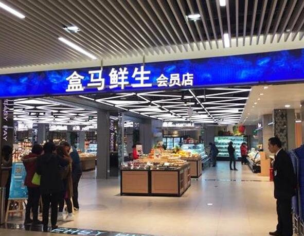 開便利店、書店、花店、家具店……餐飲老板開始跨界反攻！
