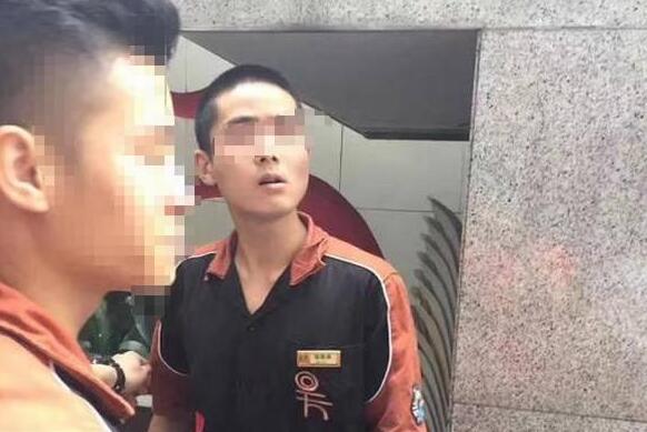 顧客催拿餐牌被服務(wù)員打？餐廳做到這樣才不會(huì)被投訴