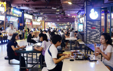 購(gòu)物中心是“吃”出來(lái)的？餐飲成西安購(gòu)物中心寵兒