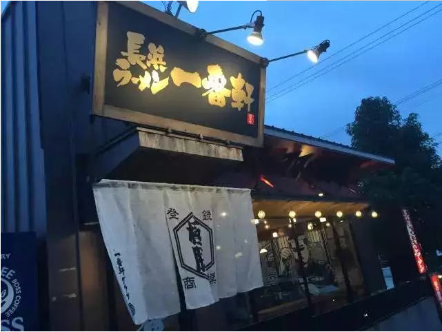 這家小店靠這6個(gè)秘訣，30個(gè)座位日流水2萬|餐飲界